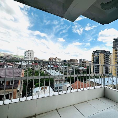 Suite Apartment on Pushkin street Jerevan Buitenkant foto