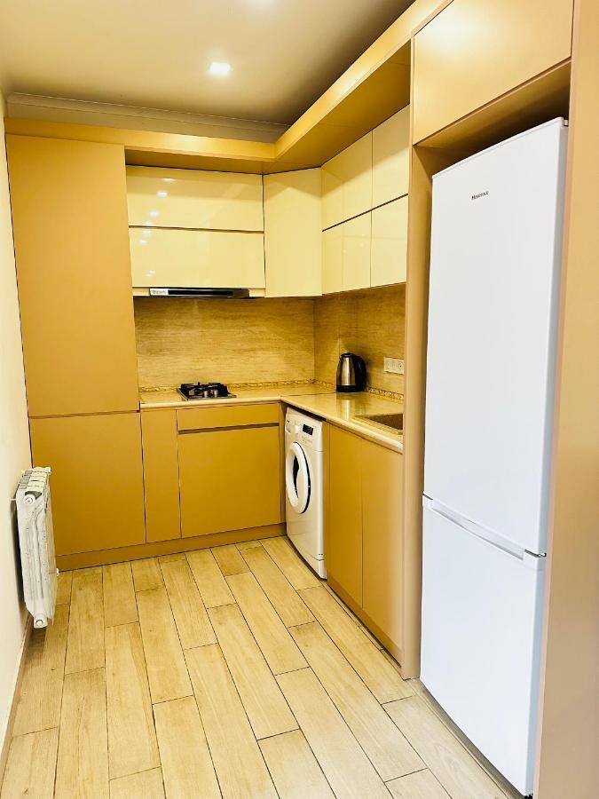 Suite Apartment on Pushkin street Jerevan Buitenkant foto