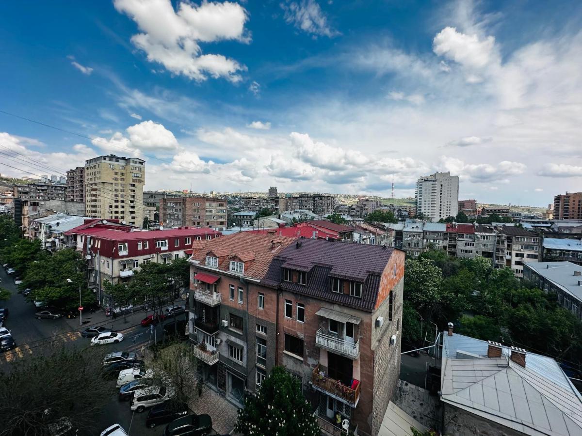 Suite Apartment on Pushkin street Jerevan Buitenkant foto